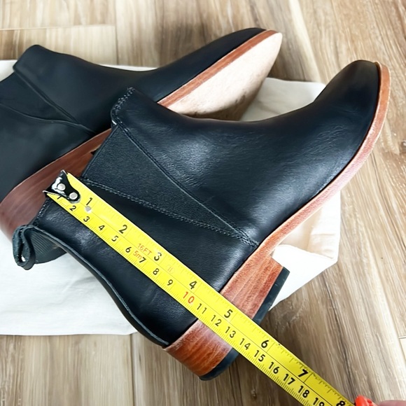 Nisolo Classic Black Chelsea Boot 7.5 - Picture 9 of 15